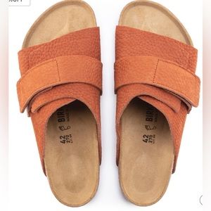 Kyoto
Nubuk Leather Size 42 L-11 M-9. COLOR:Desert Buck Burnt Clay